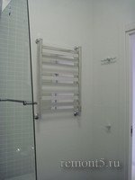 полотенцесушитель - лестница в ванной