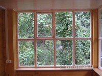 самодельные деревянные окна на веранду