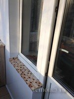 подоконник из мозаики на балконе