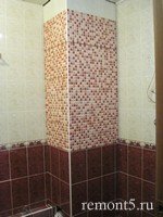 разборный короб из мозаики в ванной
